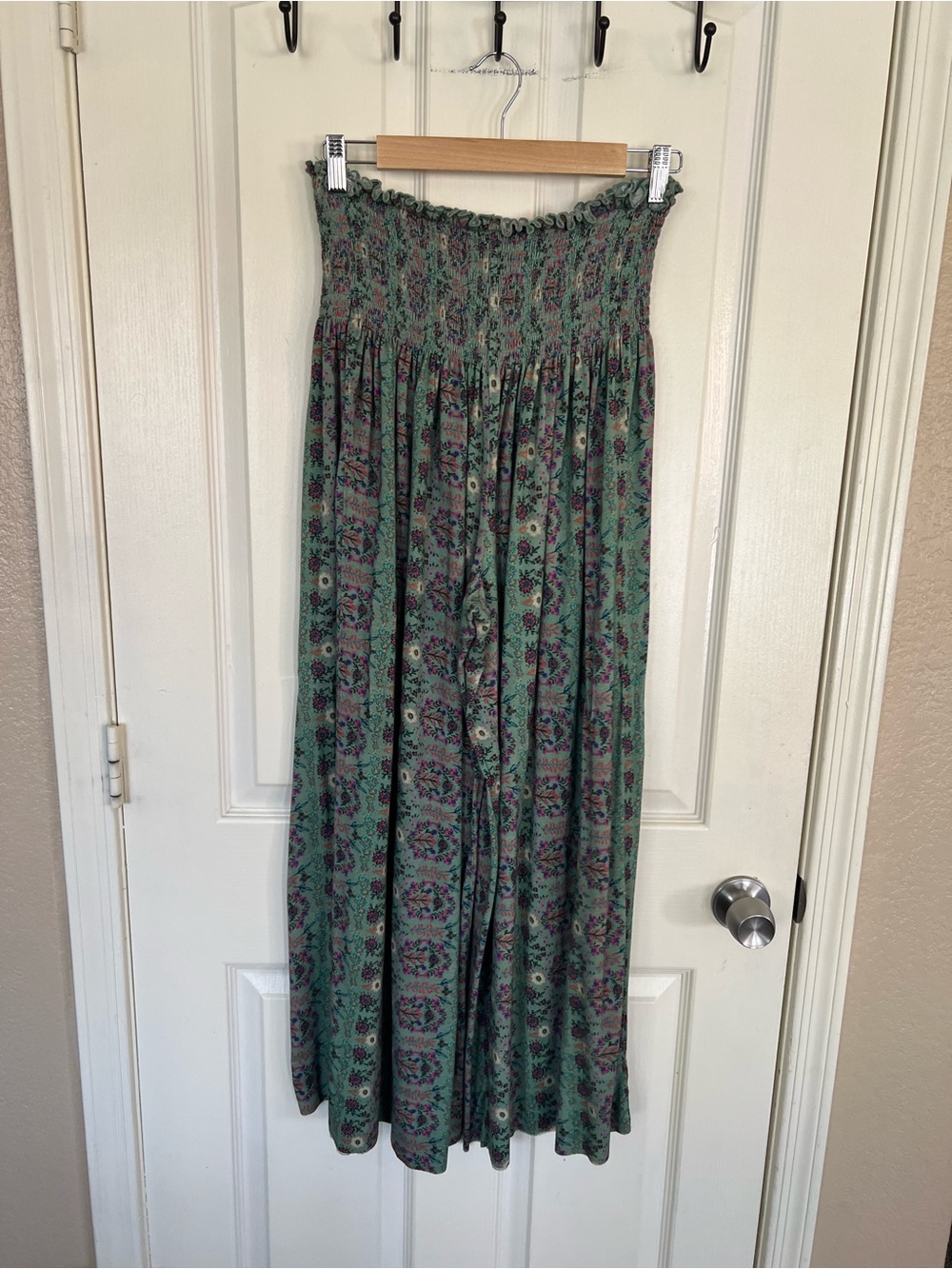 Natural Life Smocked Wide Leg Palazzo Pants Floral Boho L - Picture 5 of 12